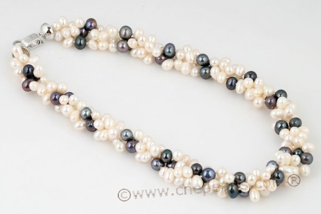 Tpn160 Triple Strands White & Black Dancing pearl Clearance Twisted Necklace